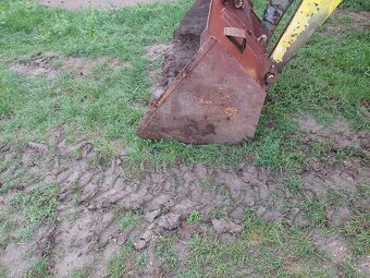 hon un 053 lopata - 2