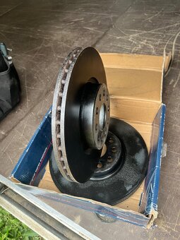 Brzdove kotuce passat b8 - 2