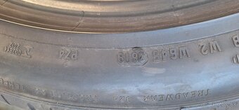Pirelli Pzero 245/45 R19 - 2