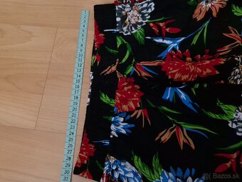 Rozne oblecko- nohavice, tricka, saty a ine - 2