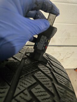 Zimné Pneu Continental 235/45 R18 - 2