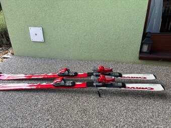 Lyže aj s viazaním - 2