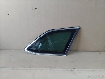 bočné sklo Superb 3 combi - 2