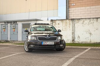 Škoda Superb Combi 2.0 TDI CR 170k L&K DSG - 2