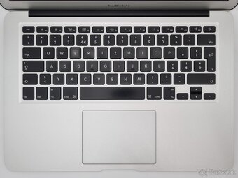 ▼Apple MacBook Air 13" (2017) - 13,3" / i5-5350U / 8GB / 1 - 2