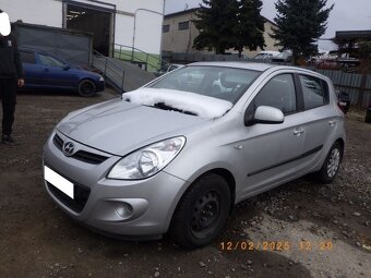 Rozpredám Hyundai I20 1.2 2012 G4LA - 2