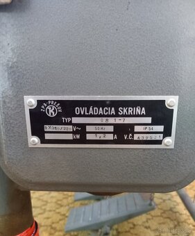 Šijací stroj Minerva - 2