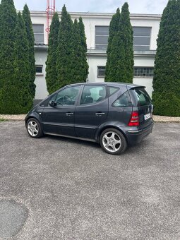Mercedes-Benz A 190 Avantgarde - 2
