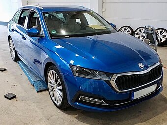 ŠKODA Octavia 2024 2.0TDi 4x4 DSG VIRTUAL/ŤAŽNÉ/MATRIX - 2