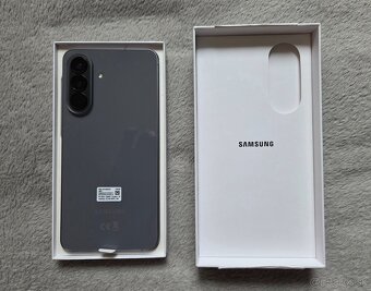 Samsung A57 5G, 256gb, nový - 2
