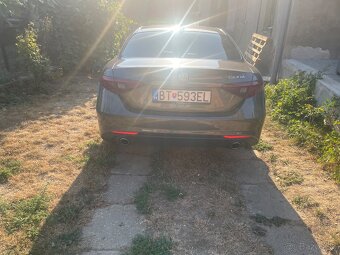Alfa Romeo Giulia - 2