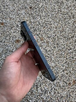 IPhone 14 256GB - baterie 100% - 2