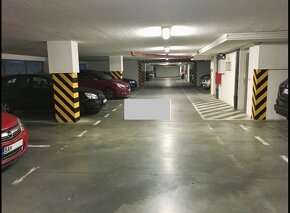 Prenájmem parkovacie miesto v garáži Gercenova 2A - 2