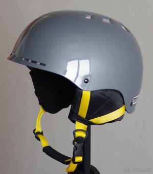 Predané Lyžiarska, snowboardová prilba Smith, L - 2