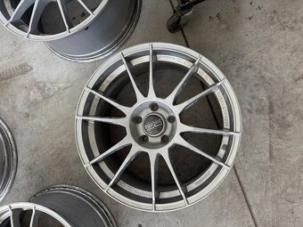 Oz ultraleggera 5x112 r18 - 2