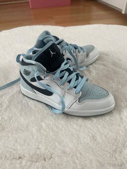 Air Jordan vel 32 - 2