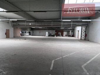 skladové a výrobné priestory na prenájom - 2,75 €/m2 -Vrútky - 2