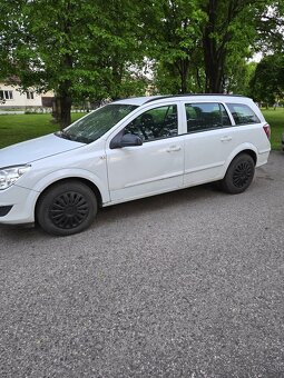 Opel astra H - 2