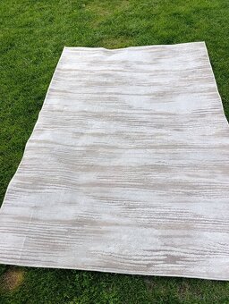 Koberec 1,6m x 2,3m - 2