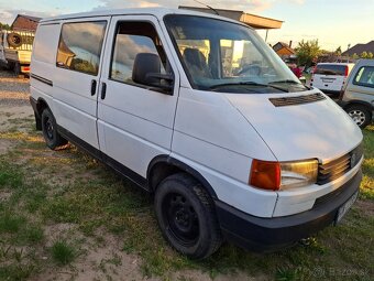 Volkswagen Transporter T4 2.4D - 2