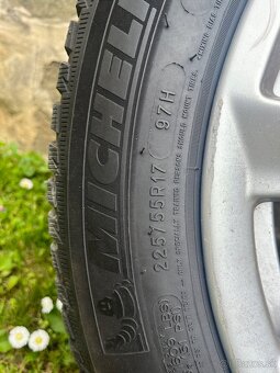 BMW f10 disky + pneu zimné 225/55 r17 Runflat - 2
