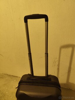 Predám cestovný kufr 10 eur - 2