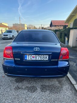 TOYOTA AVENSIS 1.8 Benzín - 2