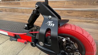 Elektricka kolobezka Xiaomi Scooter Pro - 2