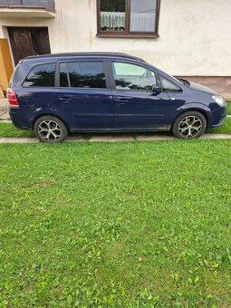Opel Zafira B 2006 - 2