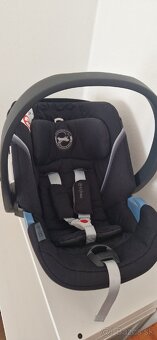 Vajíčko, autosedačka Cybex Aton 5 + báza - 2