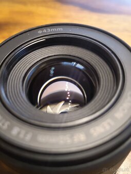 Canon RF 50mm f/1.8 STM - 2