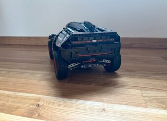 Lego technic 42160 - 2