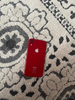 iPhone xr - 2