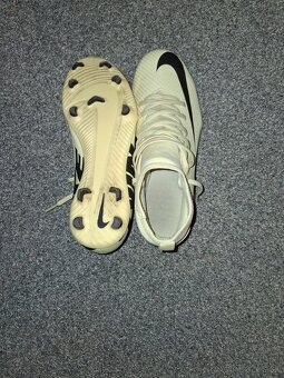 Kopacky znacky Nike - 2