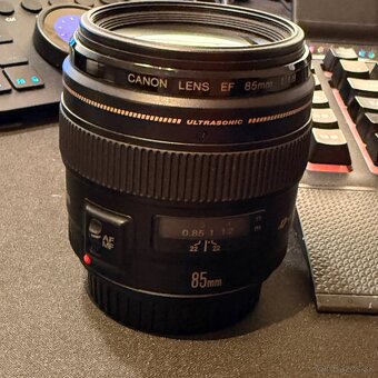 Canon EF 85mm f/1.8 USM – portrétny objektív - 2