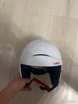 Biela lyžiarska prilba - 2