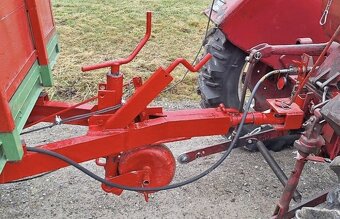 Vyklápacia vlečka sklapač - 2