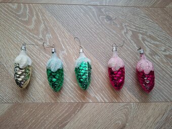 vianočné ozdoby- šišky - 2