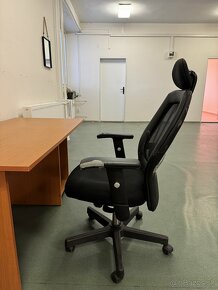 Kancelárska stolička s nastavovateľným operadlom na hlavu - 2
