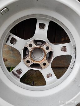 195/65 R15 - 2