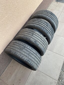 225/35 r19 Kumho ecsta ps71 88Y - 2