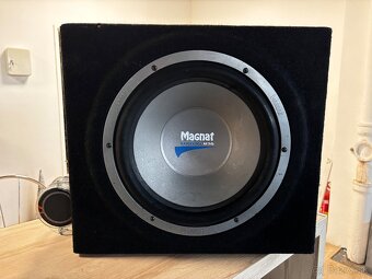 Subwoofer Magnat b30 800watt - 2