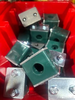 V ponuke hydraulické komponenti - 2