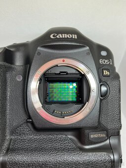Canon 1Ds - veľmi zachovalý stav - 2