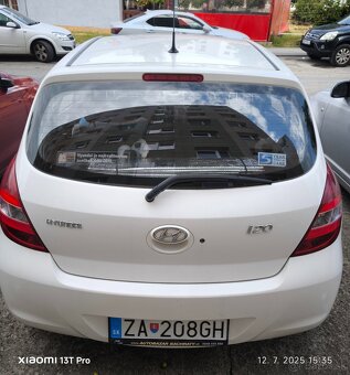 Predam HYUNDAI i20, r.v. 2011, - 2