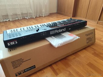Roland Fantom 06 - 2