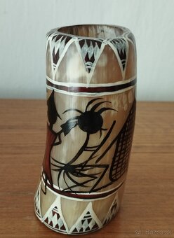 Dekoratívny predmet - rohovina - 2