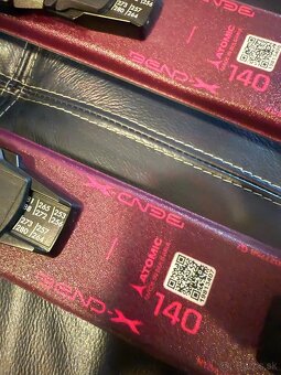 Predám dievčenské lyže Atomic Vantage 140cm s viazaním - 2