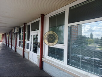 Na predaj obchodno - kancelársky priestor Nitra -Sandokan ča - 2