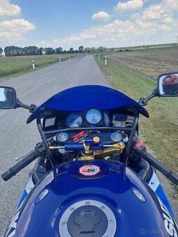 SUZUKI GSXR 600 SRAD - 2